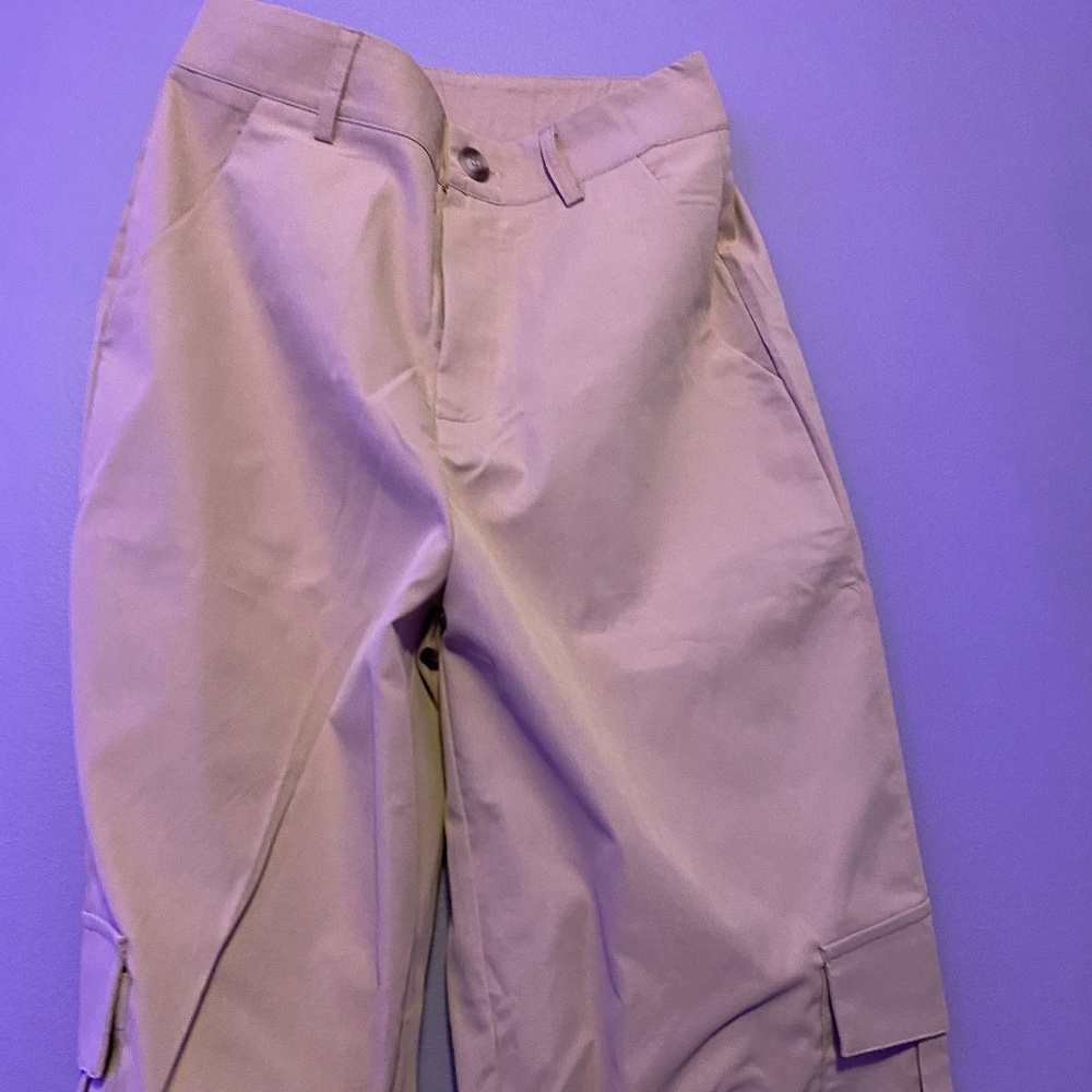 SHEIN- HIGH WAIST SOLID CARGO PANTS